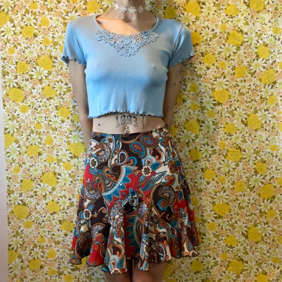 Women’s vintage boho baby blue crop top - Picture 8 of 9